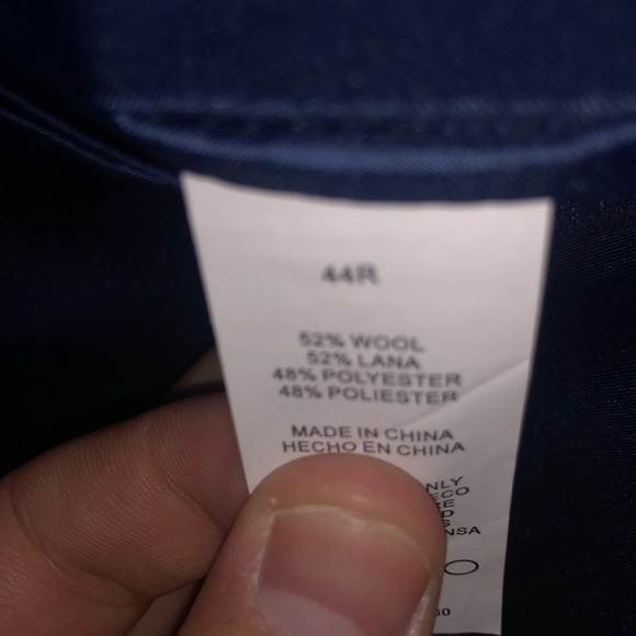 Perry Ellis Slim Fit Suit 44R - Picture 2 of 4